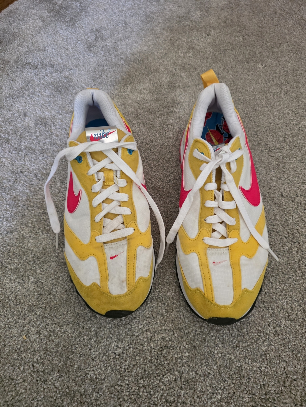Nike Kids' Yellow & White Running Shoes with Pink Swoosh